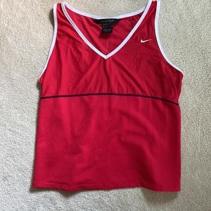 ✨sold✨Nike Tank